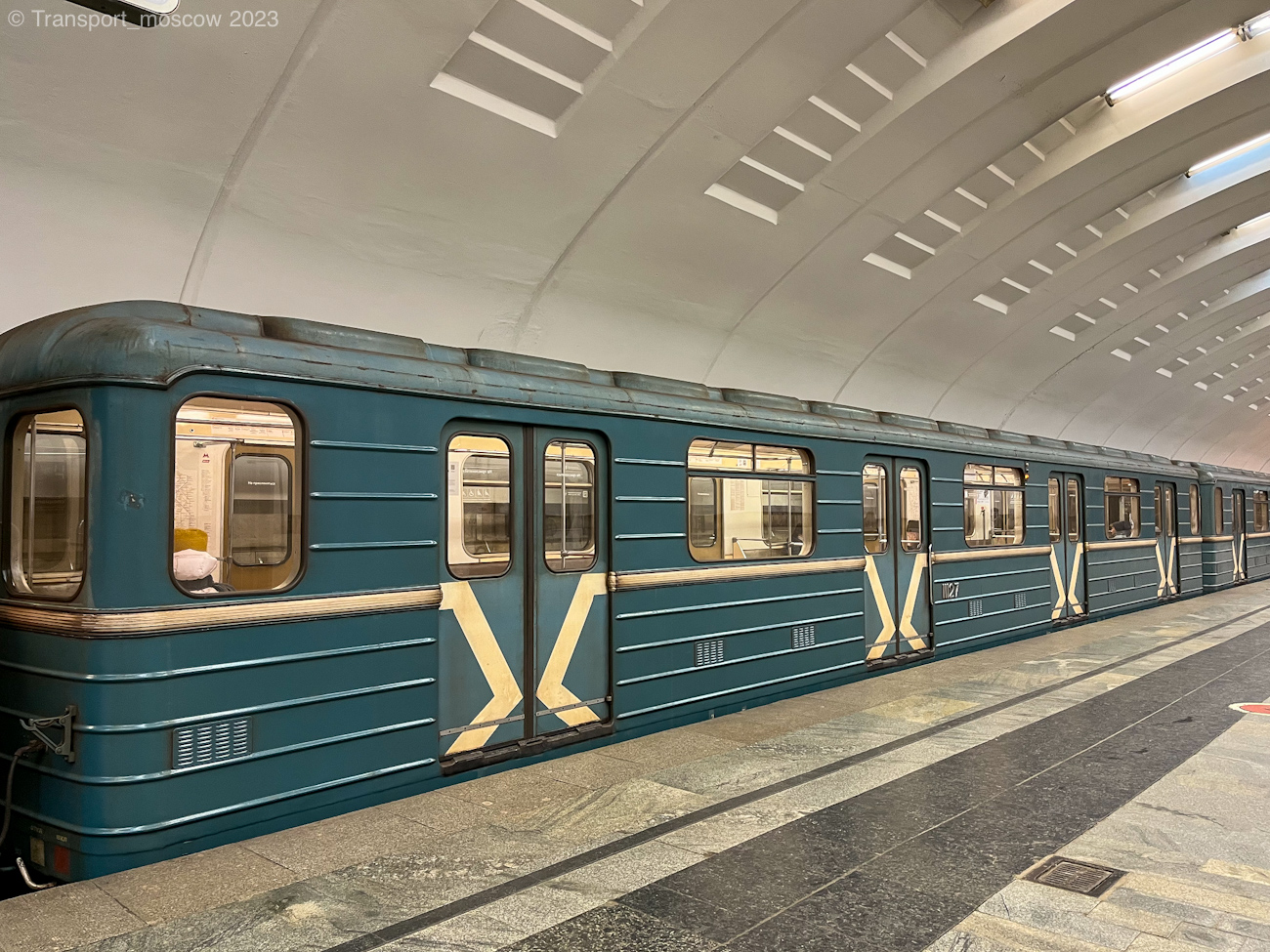 Москва, 81-714.5 (ЛВЗ/ВМ) № 11127