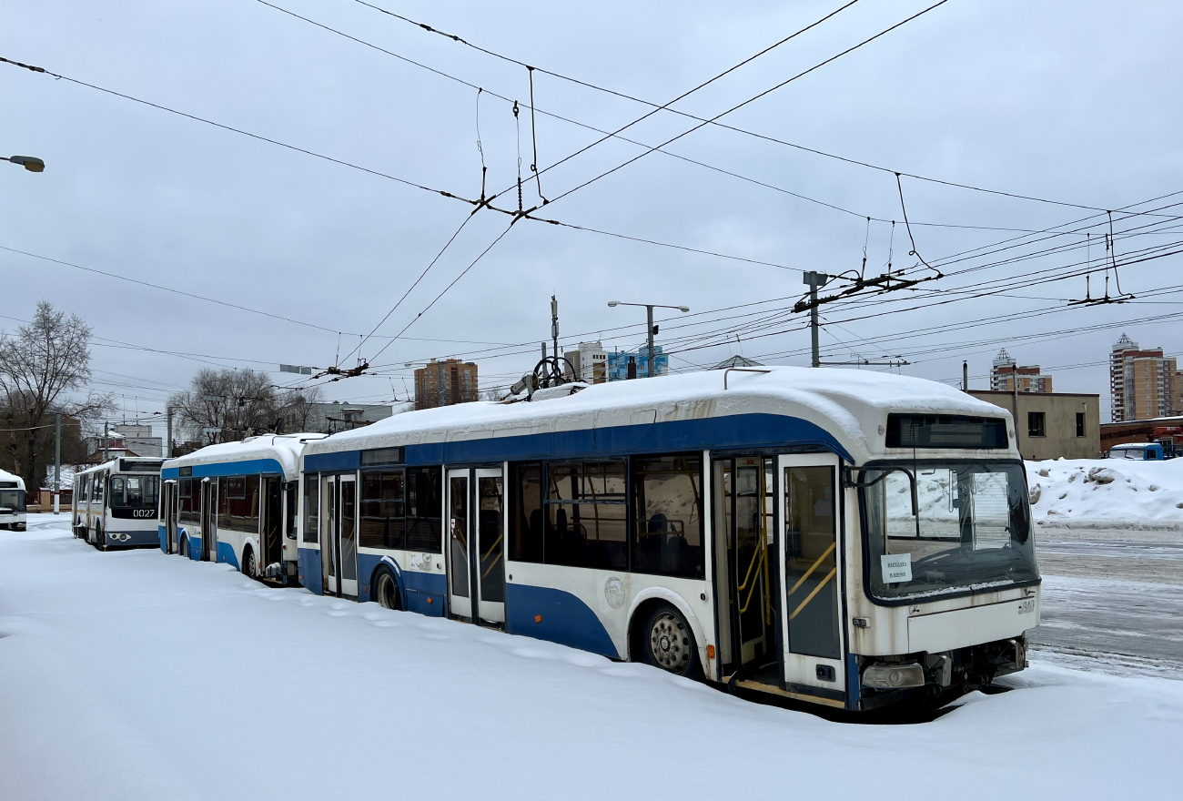 Химки, БКМ 321 № 0048; Химки, БКМ 321 № 0047