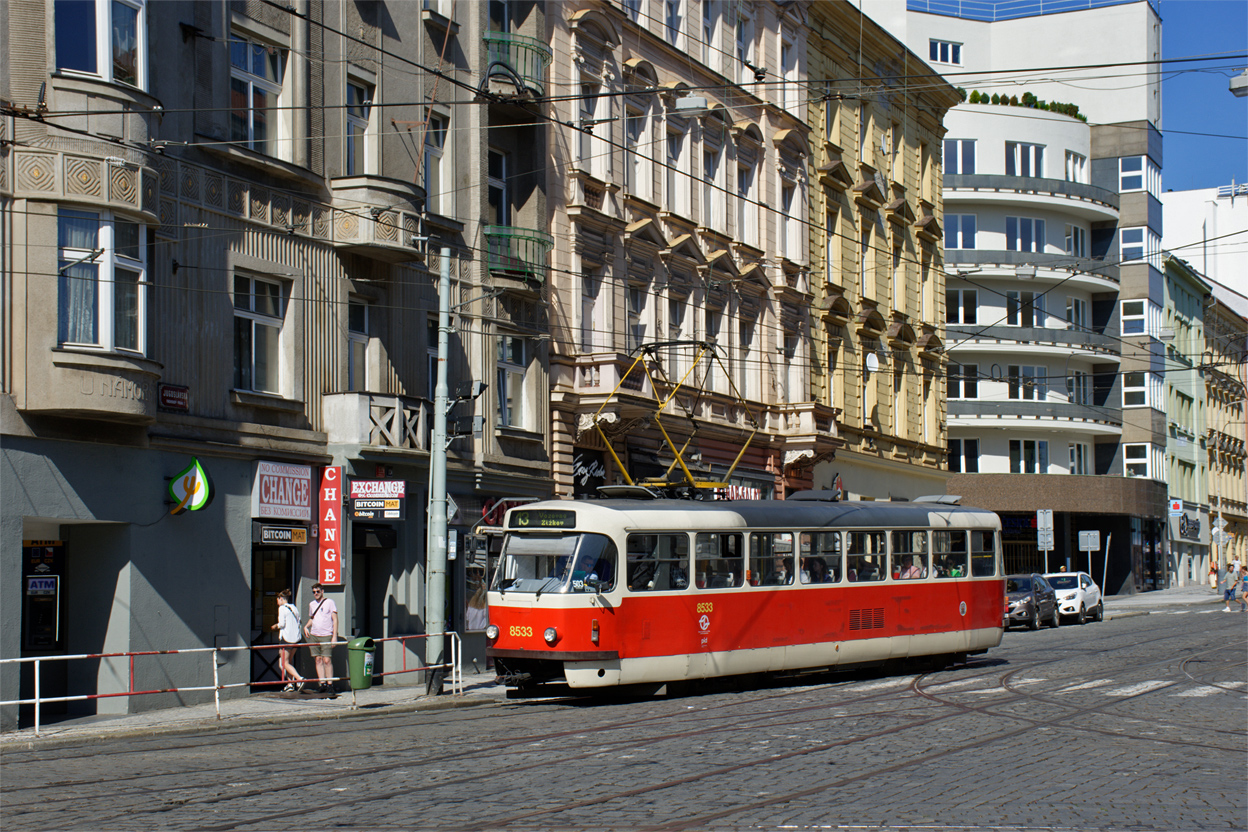 Прага, Tatra T3R.P № 8533