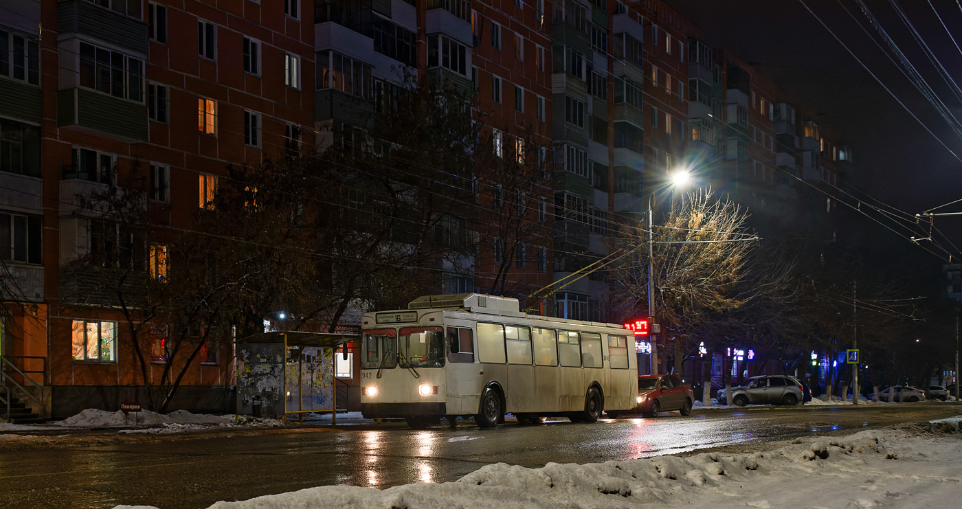 Рязань, ЗиУ-682ГМ1 (с широкой передней дверью) № 2042