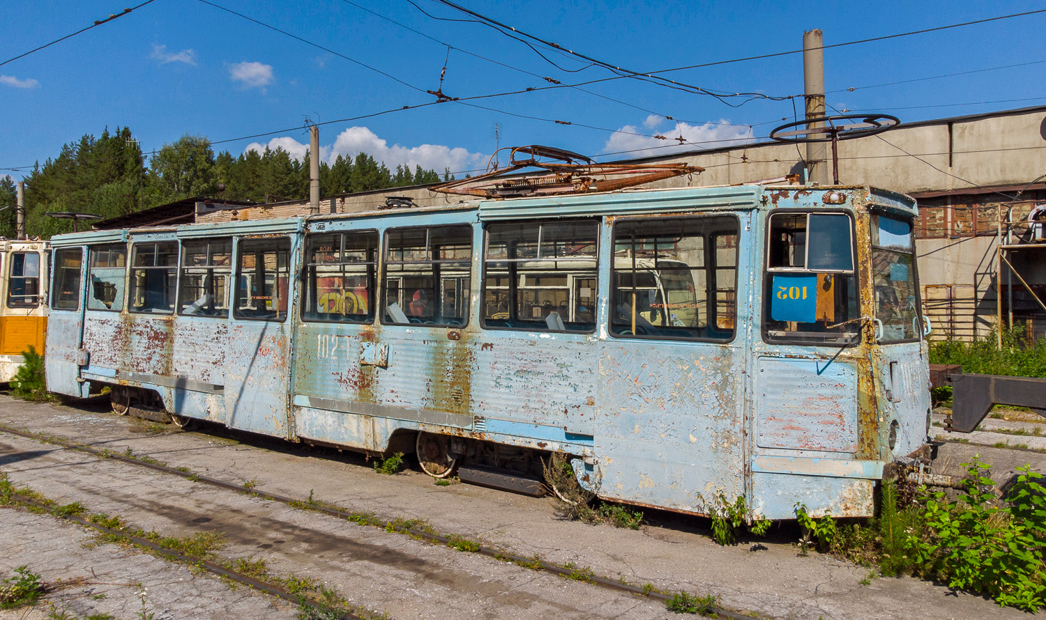 Zlatoust, 71-605 (KTM-5M3) — 102