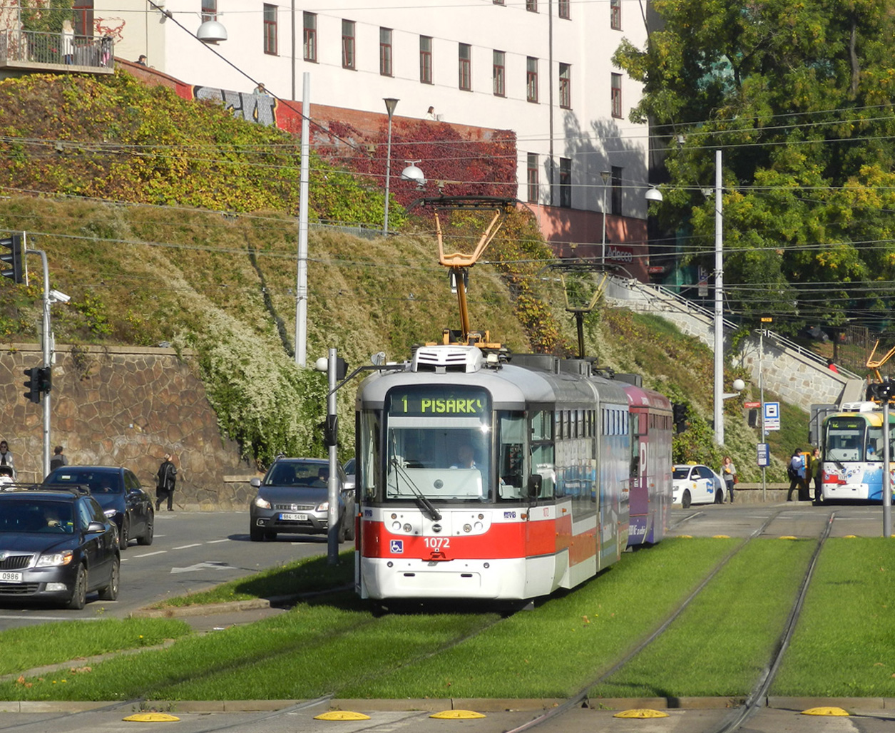 Брно, Vario LF2R.E № 1072