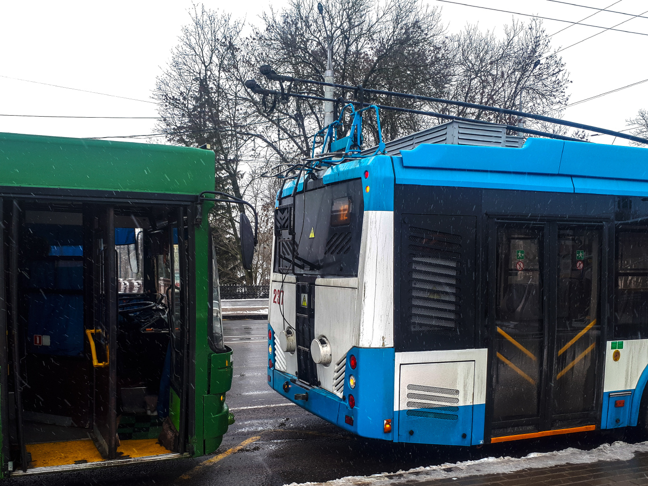 Витебск, БКМ 32100D № 237; Витебск — Разные фотографии