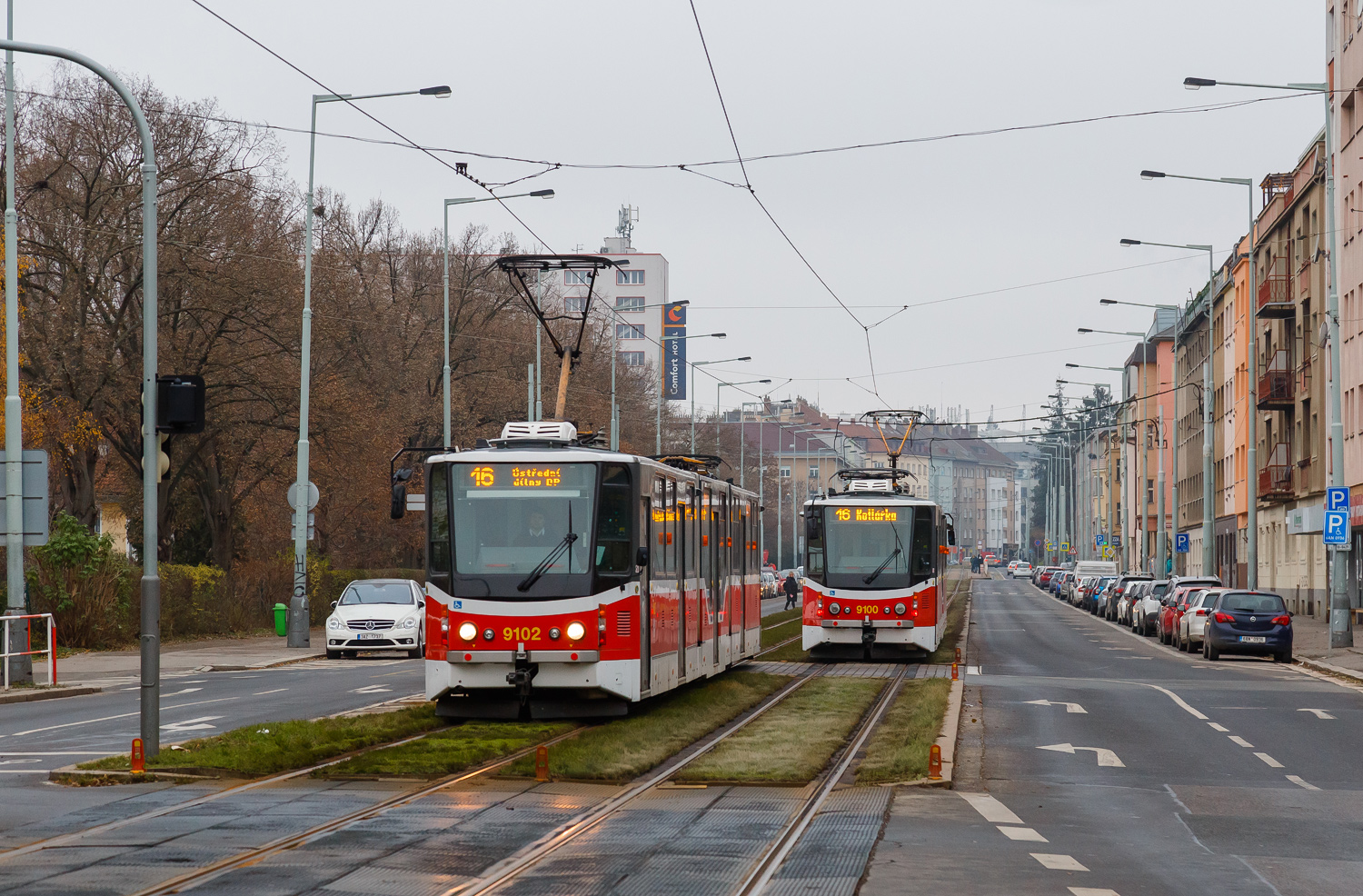 Prága, Tatra KT8D5R.N2P — 9102; Prága, Tatra KT8D5R.N2P — 9100