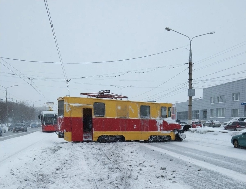 Магнитогорск, МТВ-82 № 2; Магнитогорск — Происшествия
