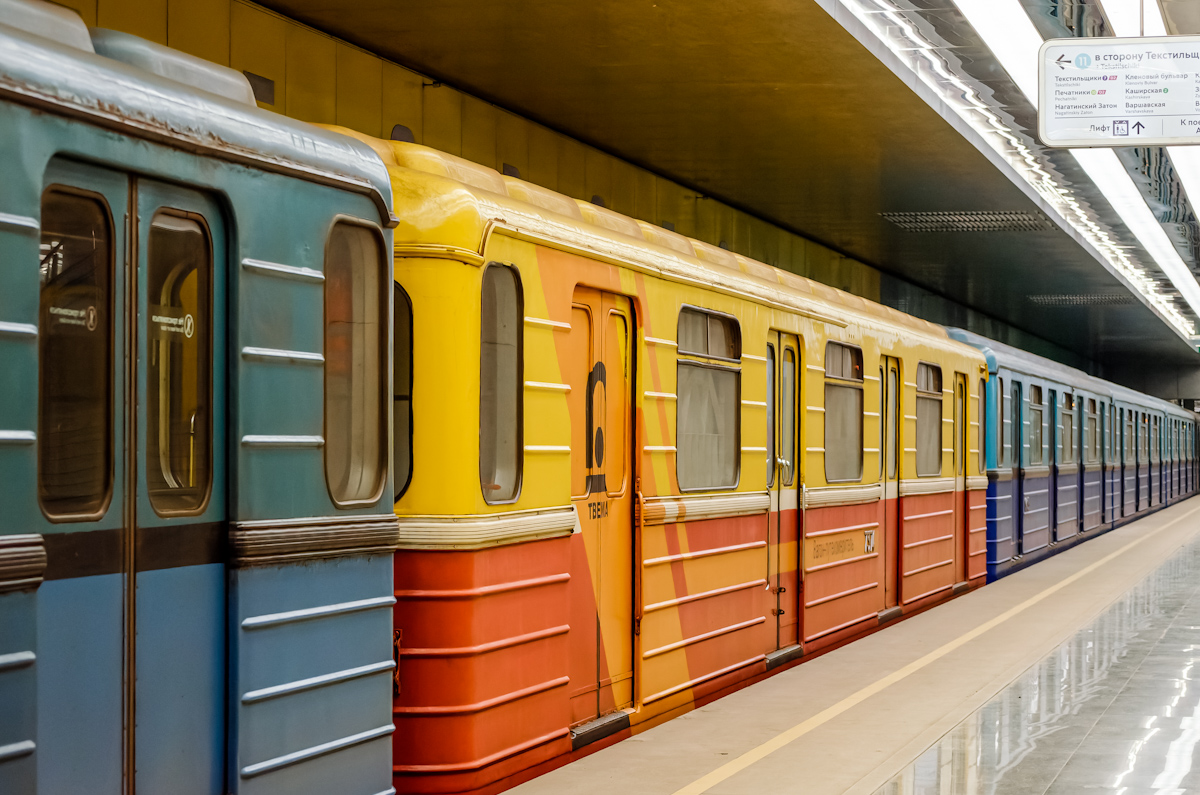 Москва, 81-714 (ЛВЗ) № 7374