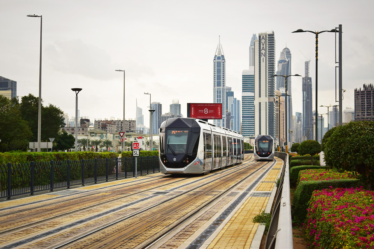 Дубай, Alstom Citadis 402 № 009; Дубай, Alstom Citadis 402 № 001