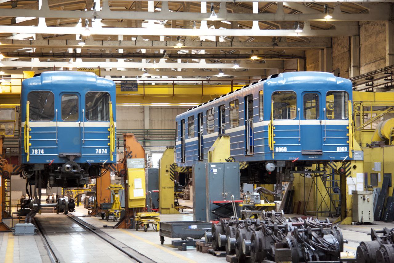 Санкт-Петербург, 81-714 (ЛВЗ) № 7874; Санкт-Петербург, 81-714 (ЛВЗ) № 8069