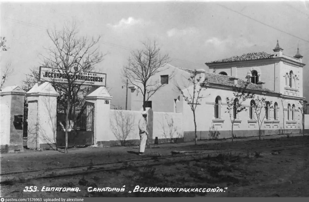 葉夫帕托里亞 — Historical photos; 葉夫帕托里亞 — Tramway Lines and Infrastructure