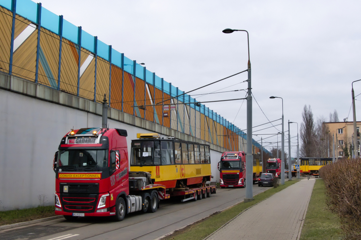 Варшава, Konstal 105Na № 1228