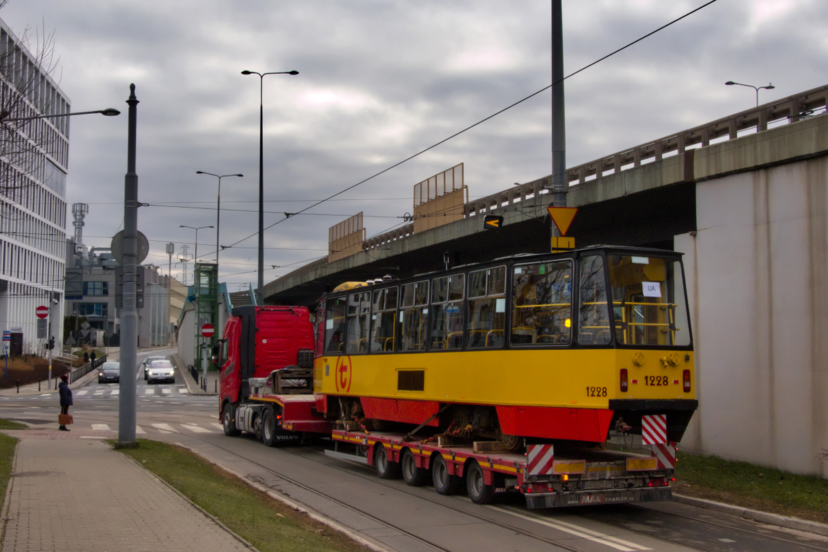 Варшава, Konstal 105Na № 1228