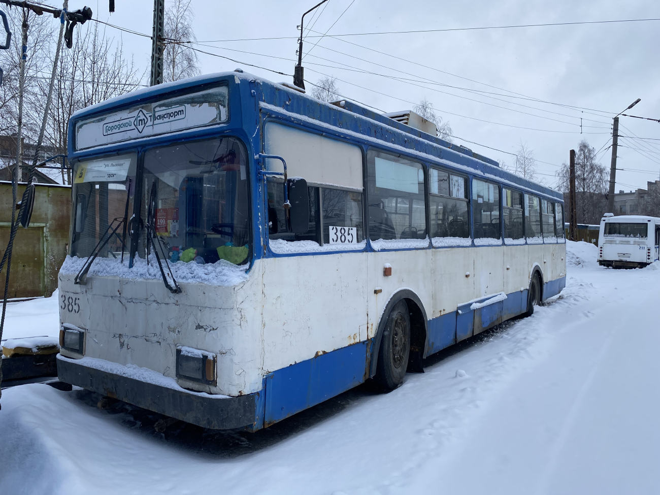 Петрозаводск, ВМЗ-5298-020 № 385