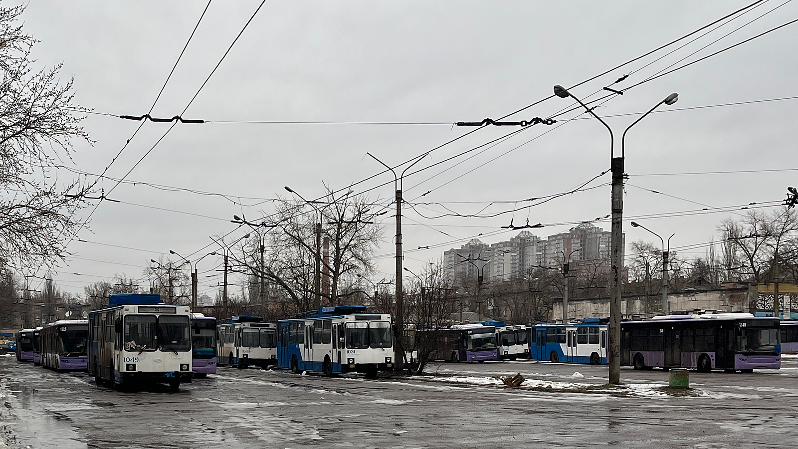 Донецк, ЮМЗ Т2 мод. 7 № 1049; Донецк, ЮМЗ Т2 № 1031