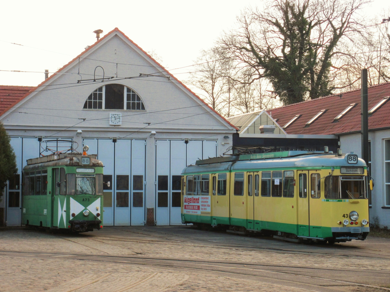 Schöneiche – Rüdersdorf, Reko TZ70 — A73; Schöneiche – Rüdersdorf, Duewag GT6ZR — 43