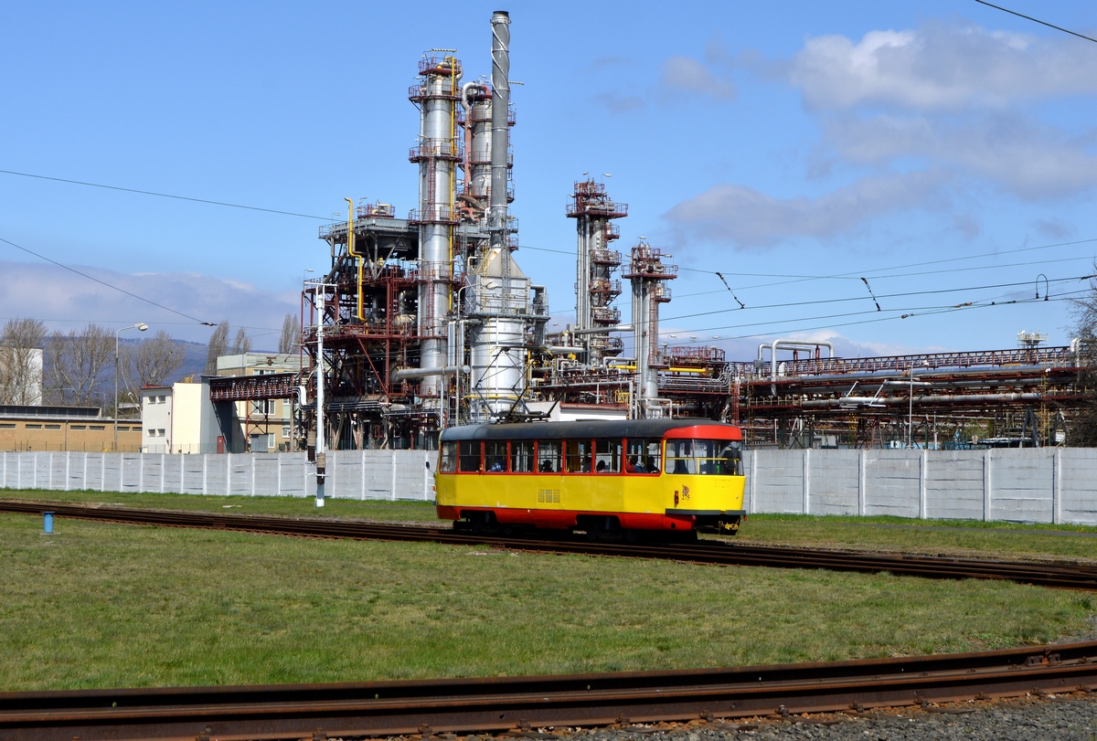 Мост ― Литвинов, Tatra T3M.3 № 275