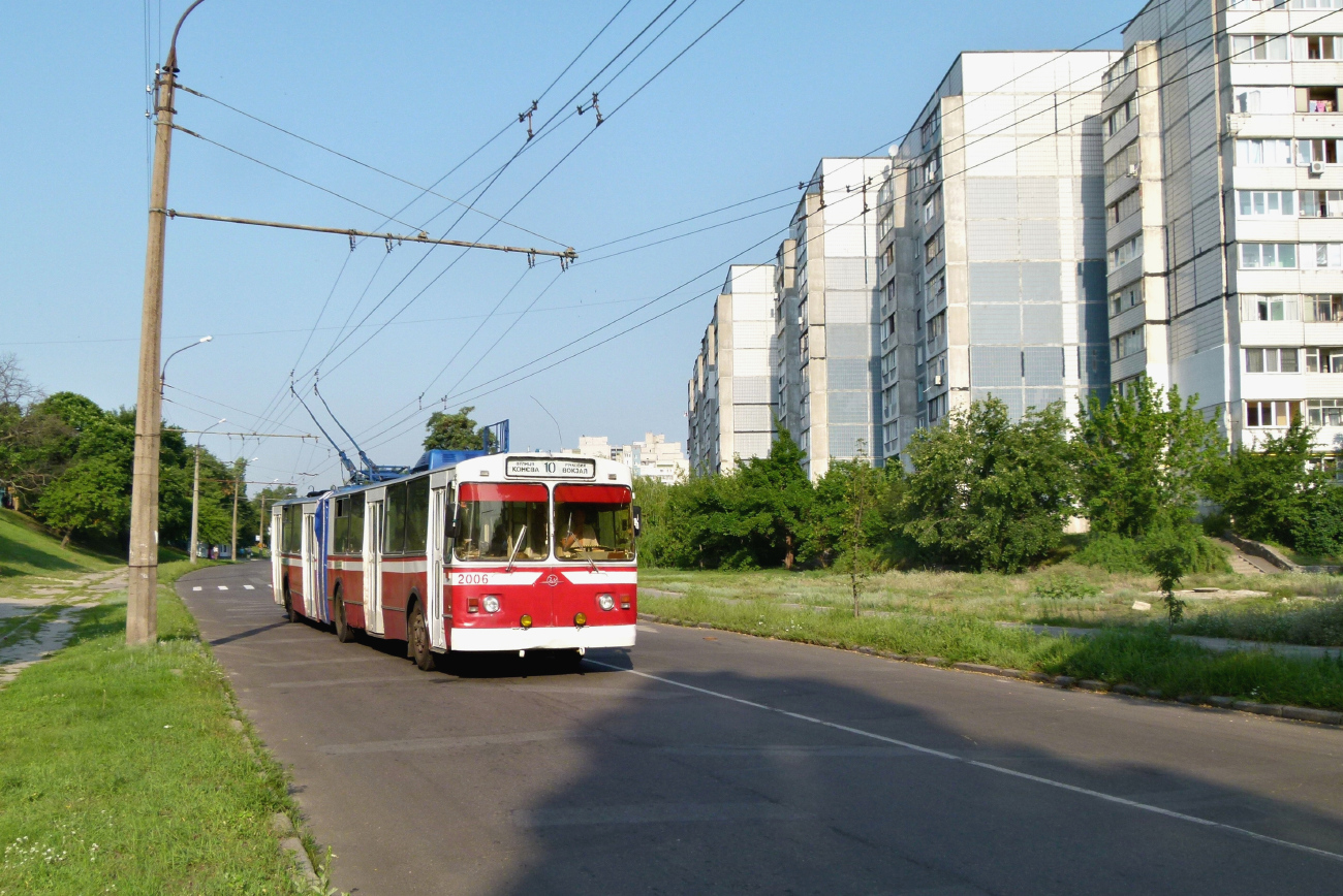 Tšerkasy, ZiU-683B [B00] # 2006