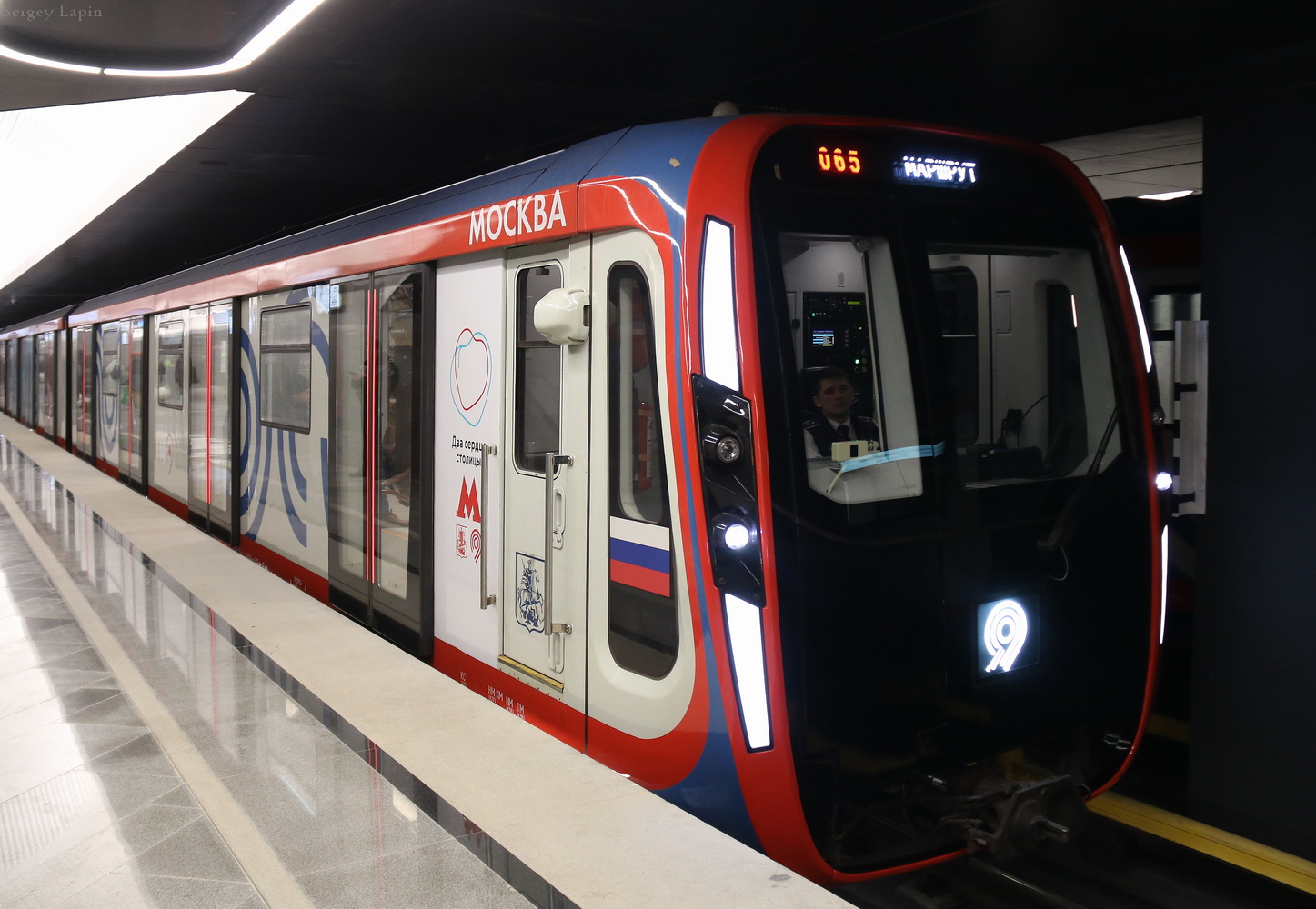 Москва — Метрополитен — [11] Большая Кольцевая линия; Москва — Метрополитен — Подвижной состав — 81-775/776/777 «Москва-2020» и 81-775.2/776.2/777.2 «Москва-2024»