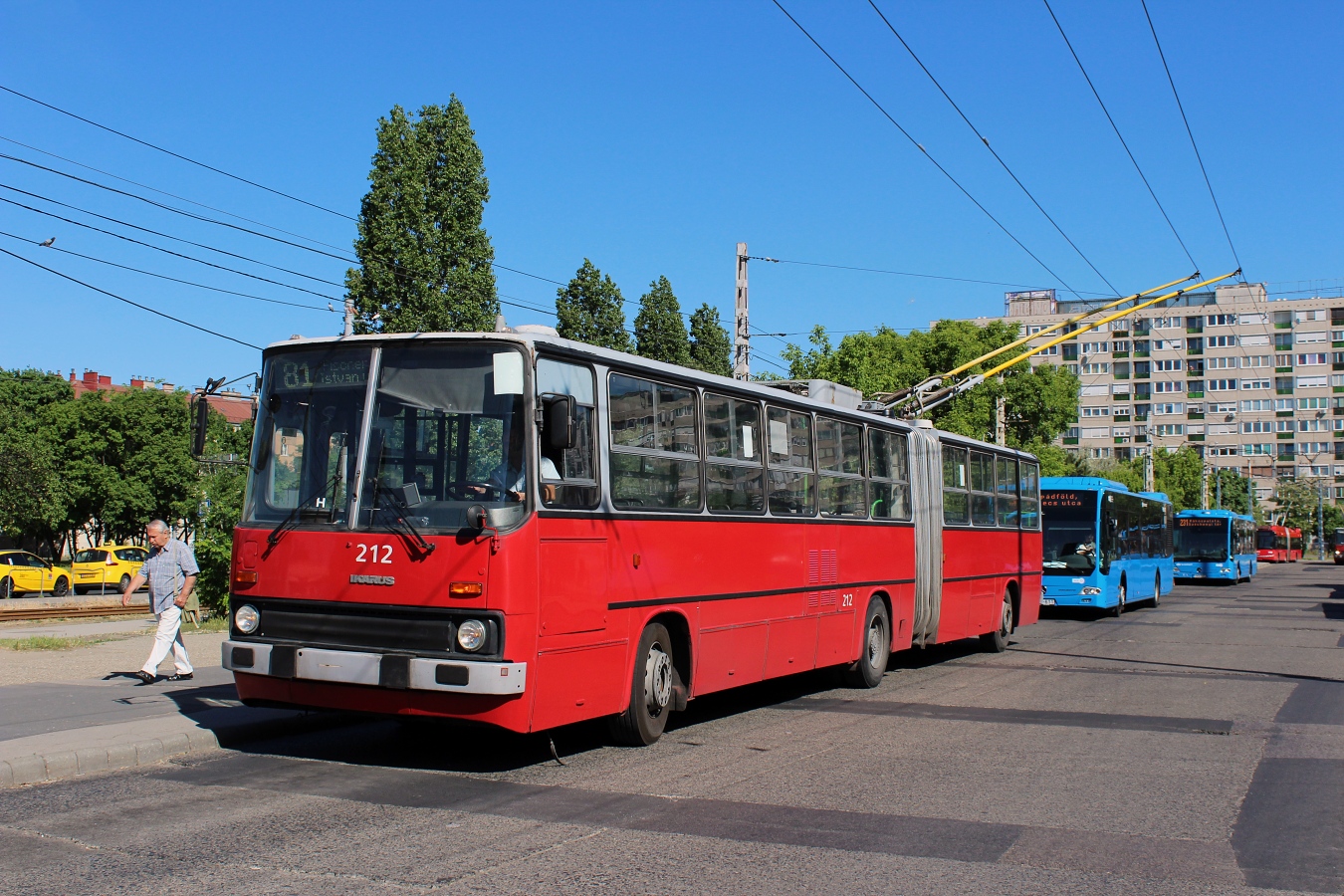 Будапешт, Ikarus 280.94 № 212