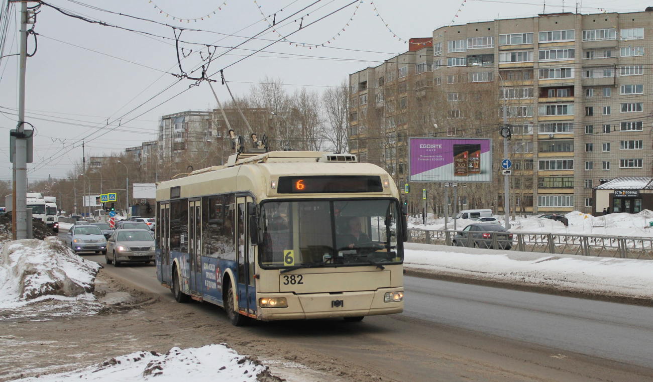 Tomsk, BKM 321 N°. 382