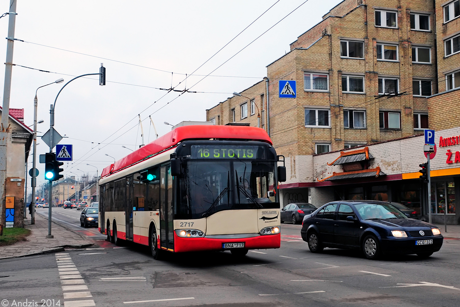 Вильнюс, Solaris Trollino II 15 AC № 2717