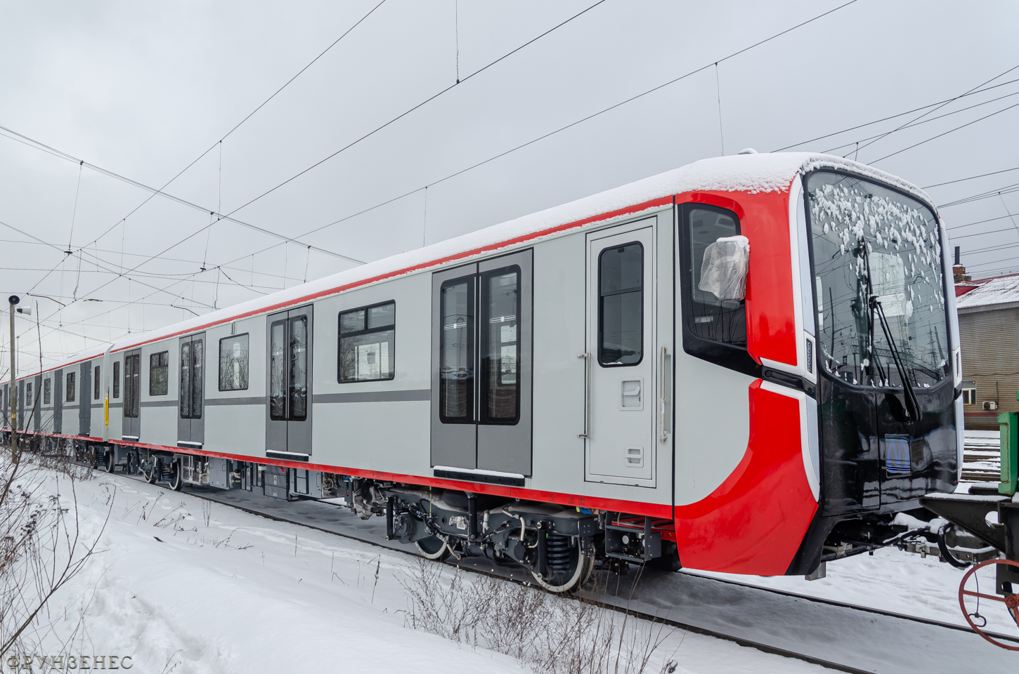 Санкт-Петербург, 81-725.1  «Балтиец» (ОЭВРЗ) № 25014; Санкт-Петербург — Метрополитен — Перегонка вагонов метро по ж/д