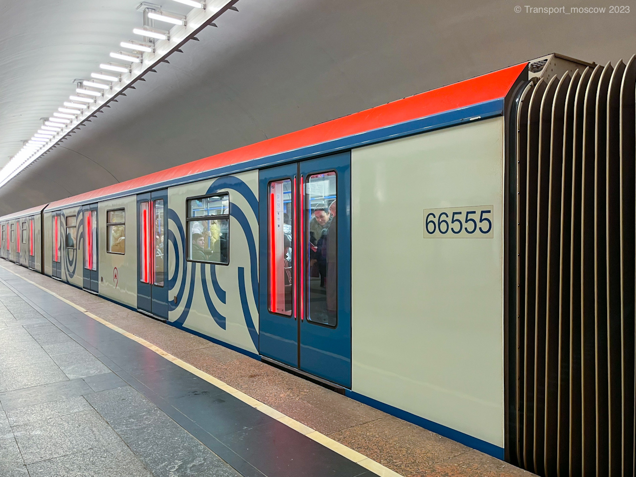 Moskau, 81-766.3 “Moskva” Nr. 66555