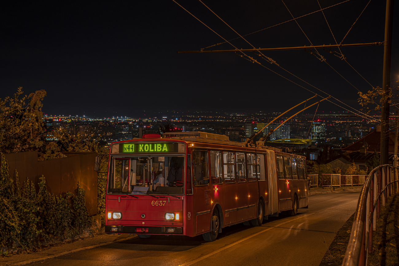 Братислава, Škoda 15Tr13/6M № 6637