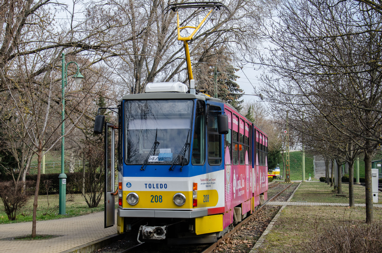 Szeged, Tatra KT4DMC № 208