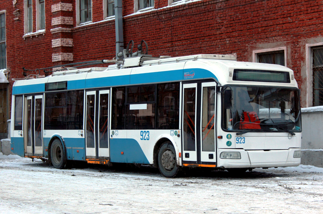 Самара, Stadler 321 № 923