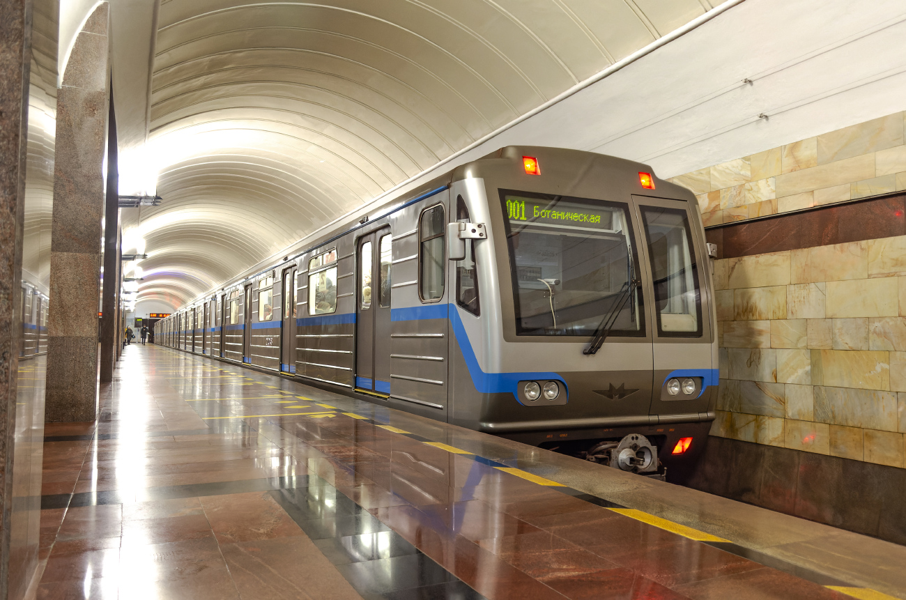 Екатеринбург, 81-717.6 № 27048