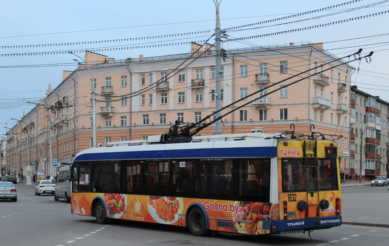 Гомель, БКМ 321 № 1832