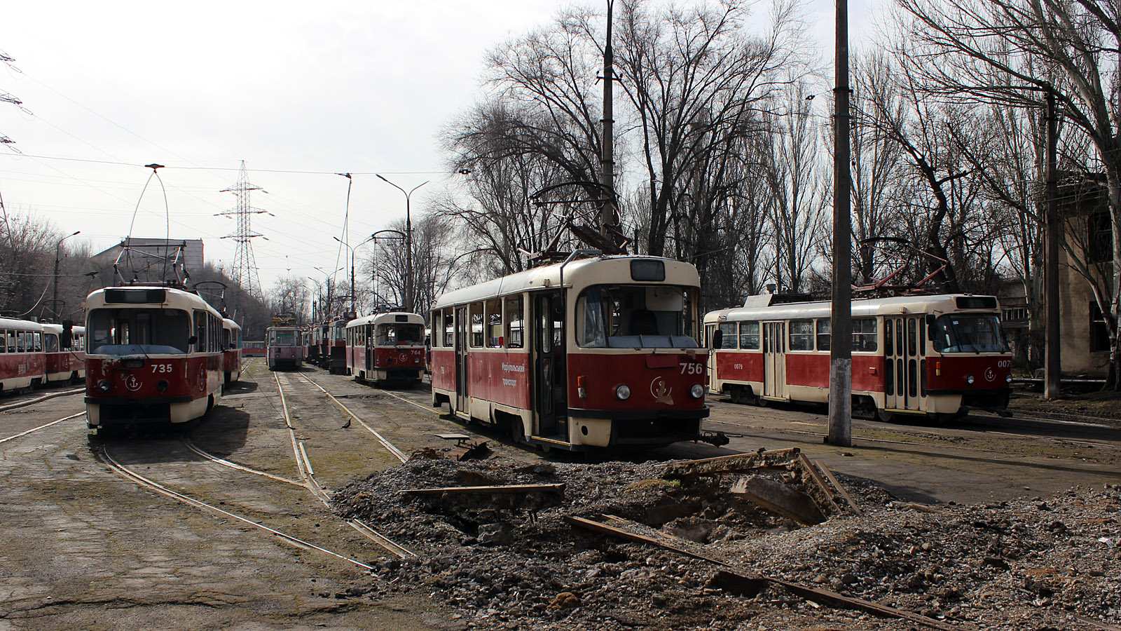 Мариуполь, Tatra T3SUCS № 756; Мариуполь, Tatra T3A № 735; Мариуполь, Tatra T3A № 0079 (722)