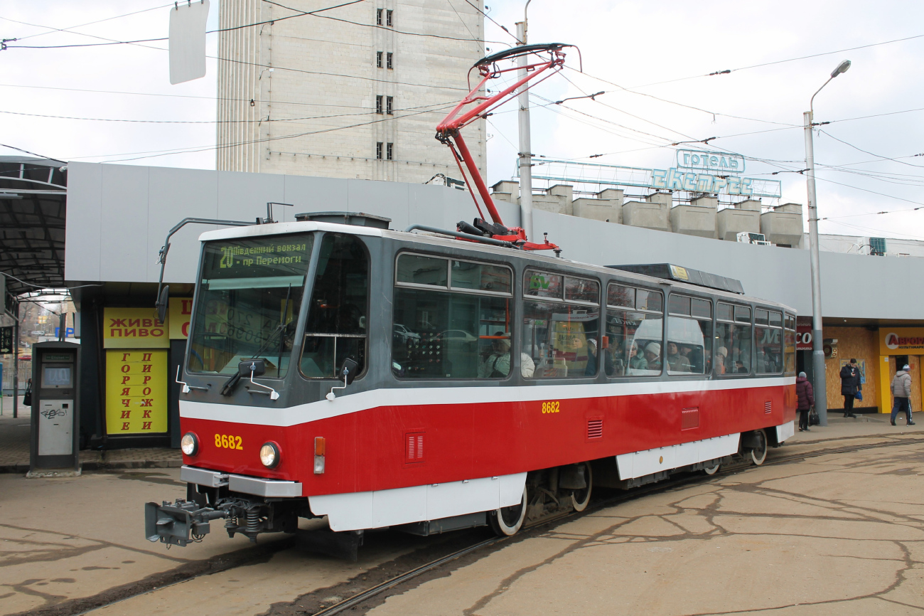 Харьков, Tatra T6A5 № 8682