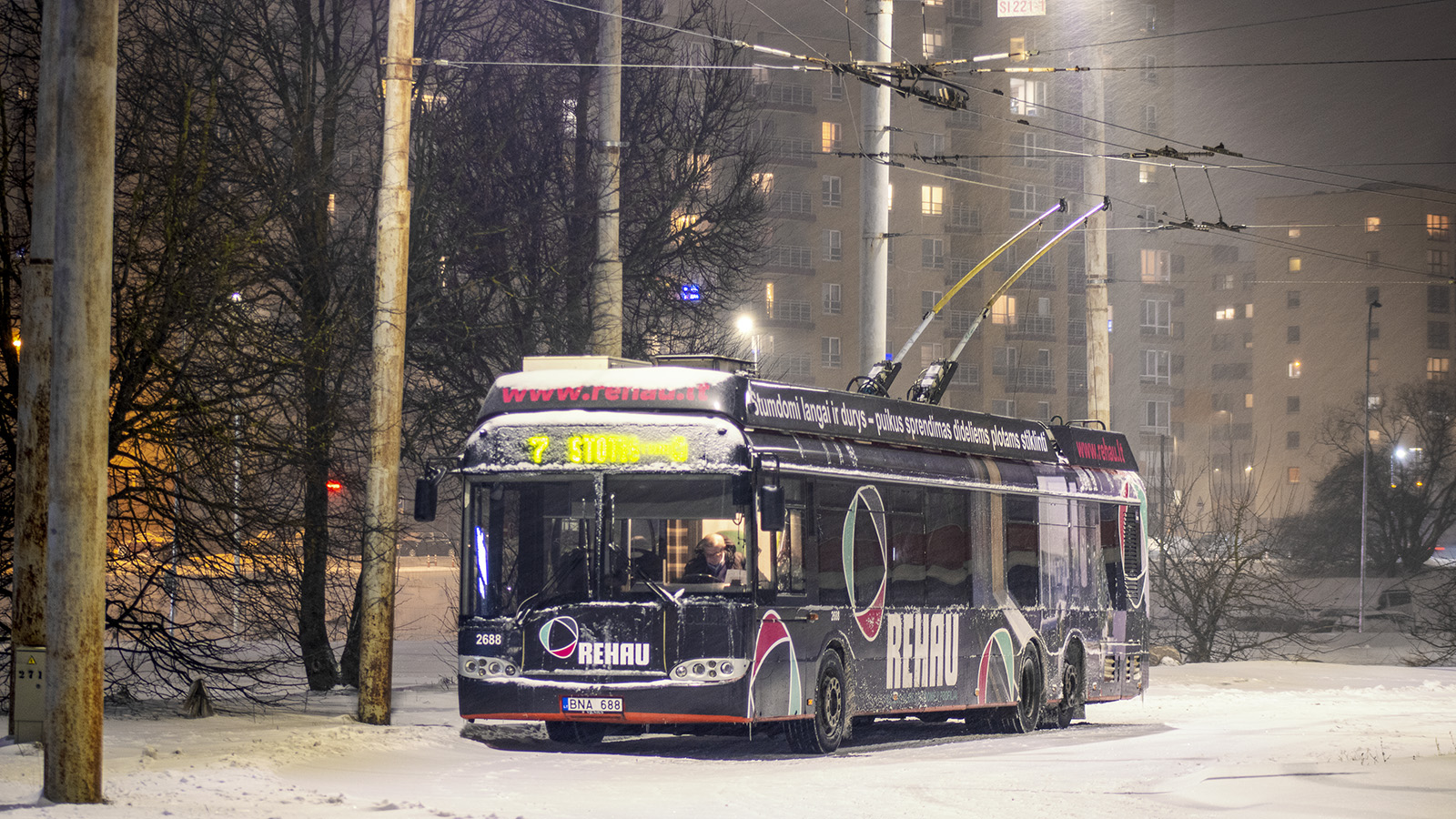 Vilnius, Solaris Trollino II 15 AC č. 2688