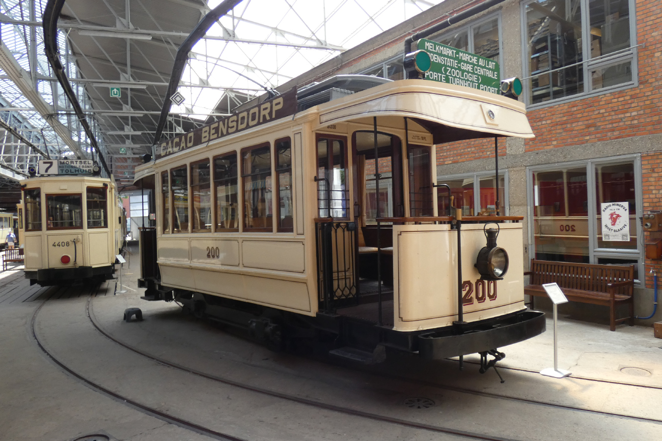 Антверпен, Двухосный моторный La Croyère № 200