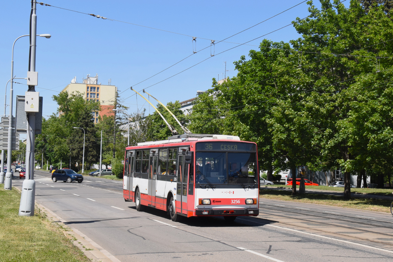 Брно, Škoda 14TrR № 3256