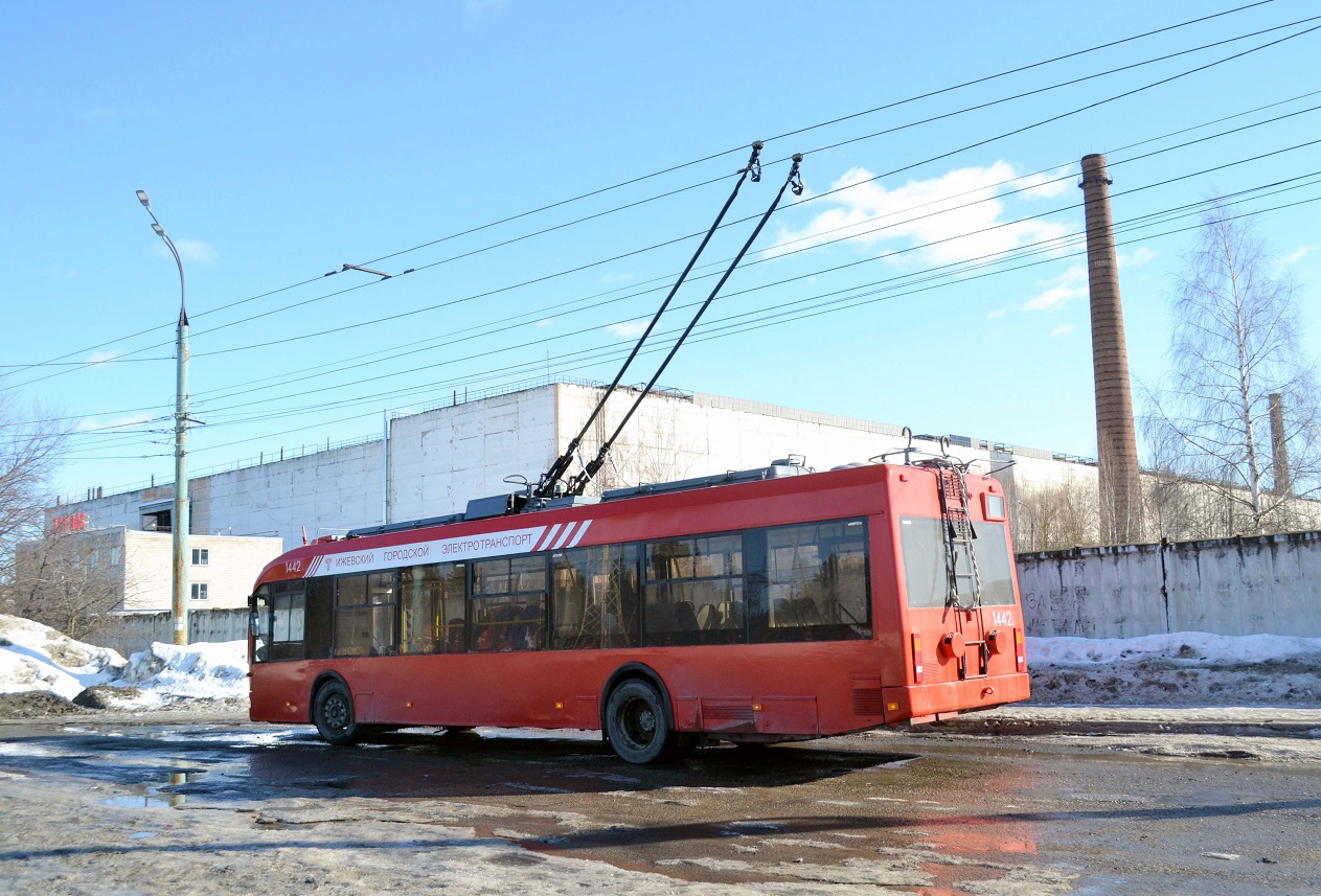 Ижевск, БКМ 321 № 1442