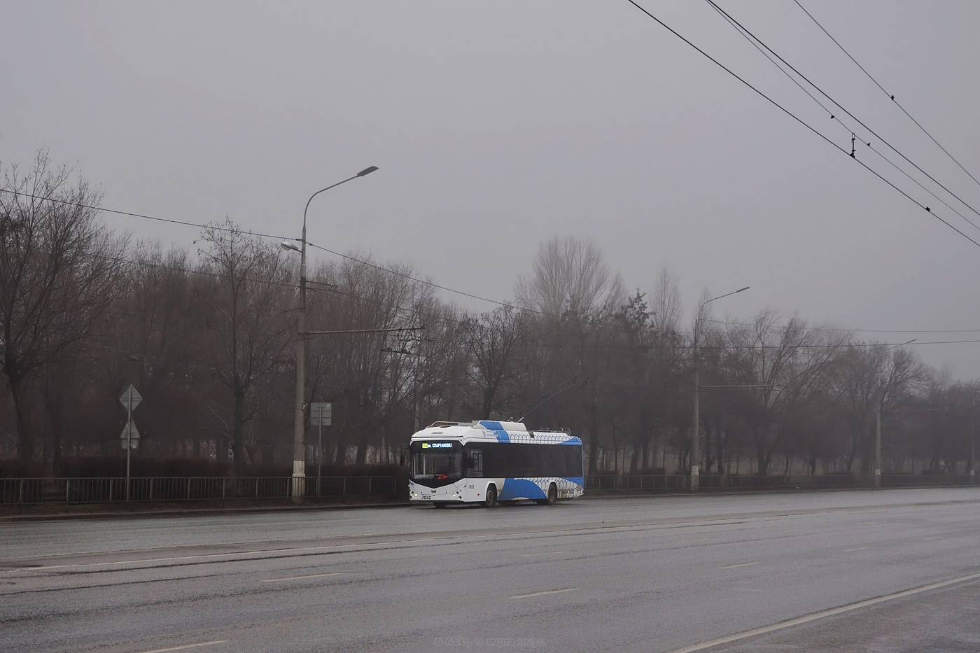 Волгоград, БКМ 32100D № 7032