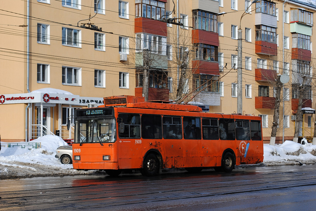 Нижний Новгород, ВМЗ-52981 № 1909