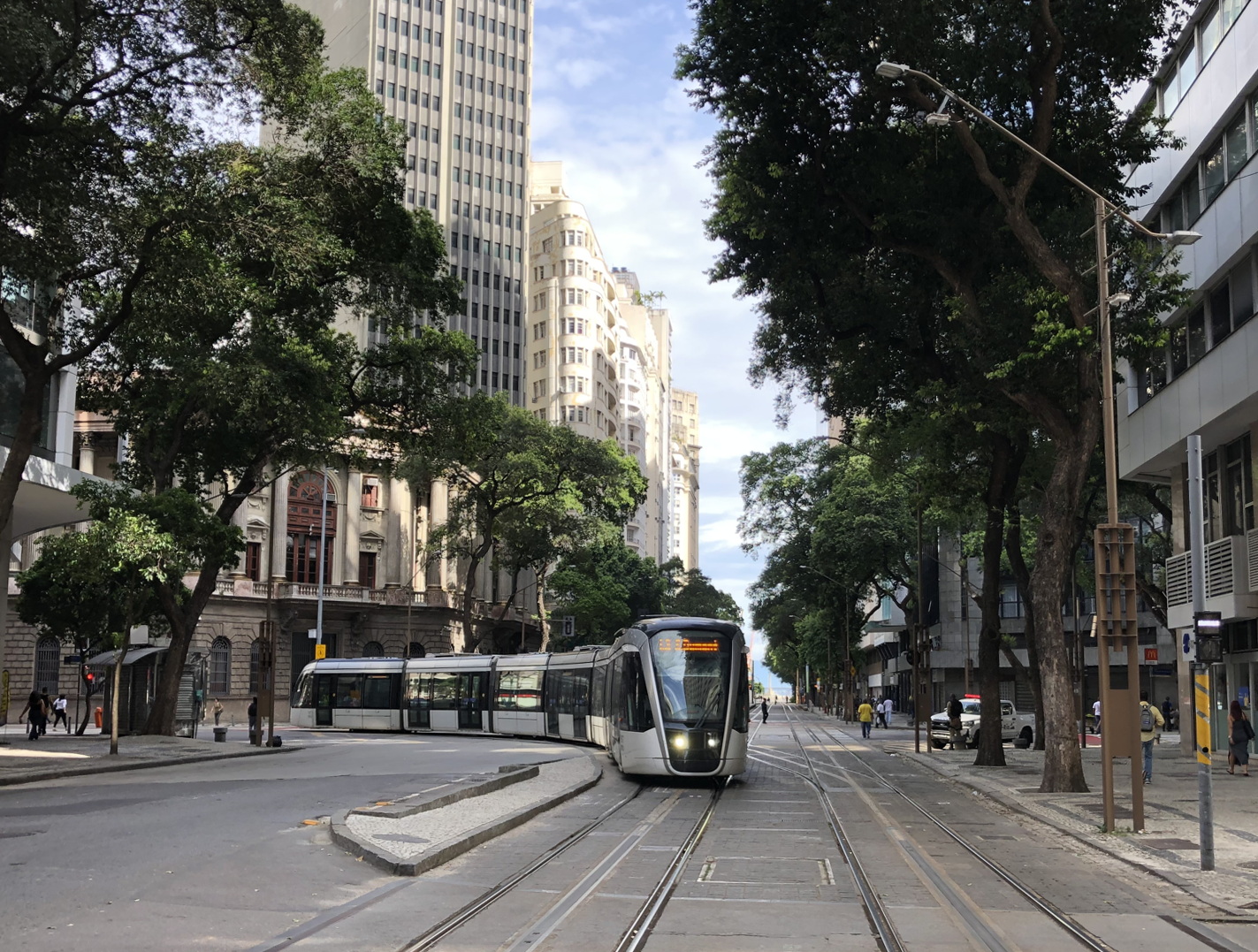Рио-де-Жанейро, Alstom Citadis 402 № 111
