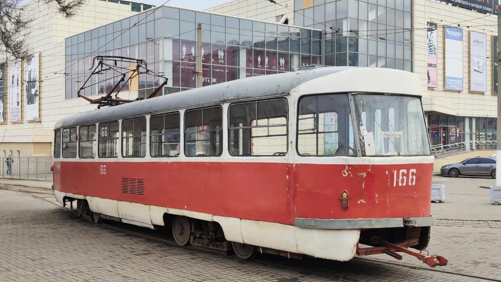 Donieck, Tatra T3SU Nr 166