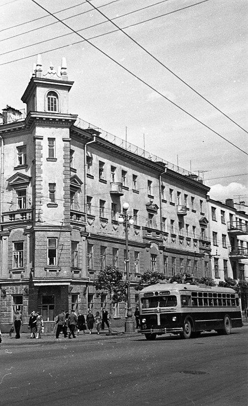 Екатеринбург, МТБ-82Д № 15; Екатеринбург — Исторические фотографии