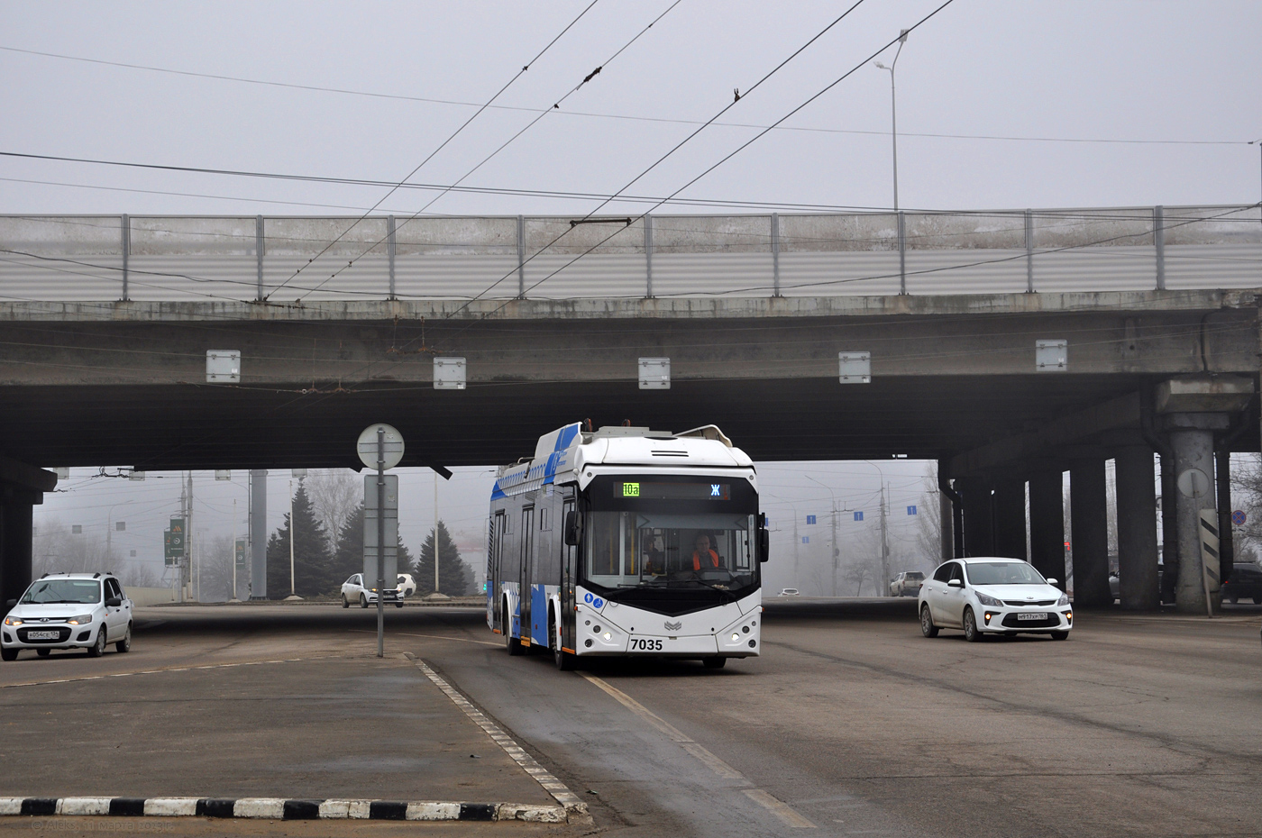 Волгоград, БКМ 32100D № 7035