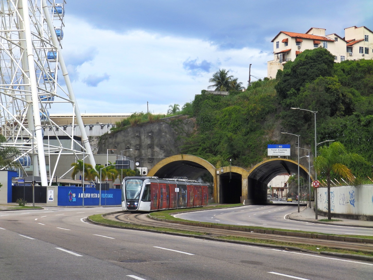 Рио-де-Жанейро, Alstom Citadis 402 № 132