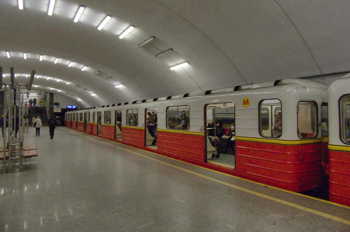 Варшава, 81-573.1 № 423