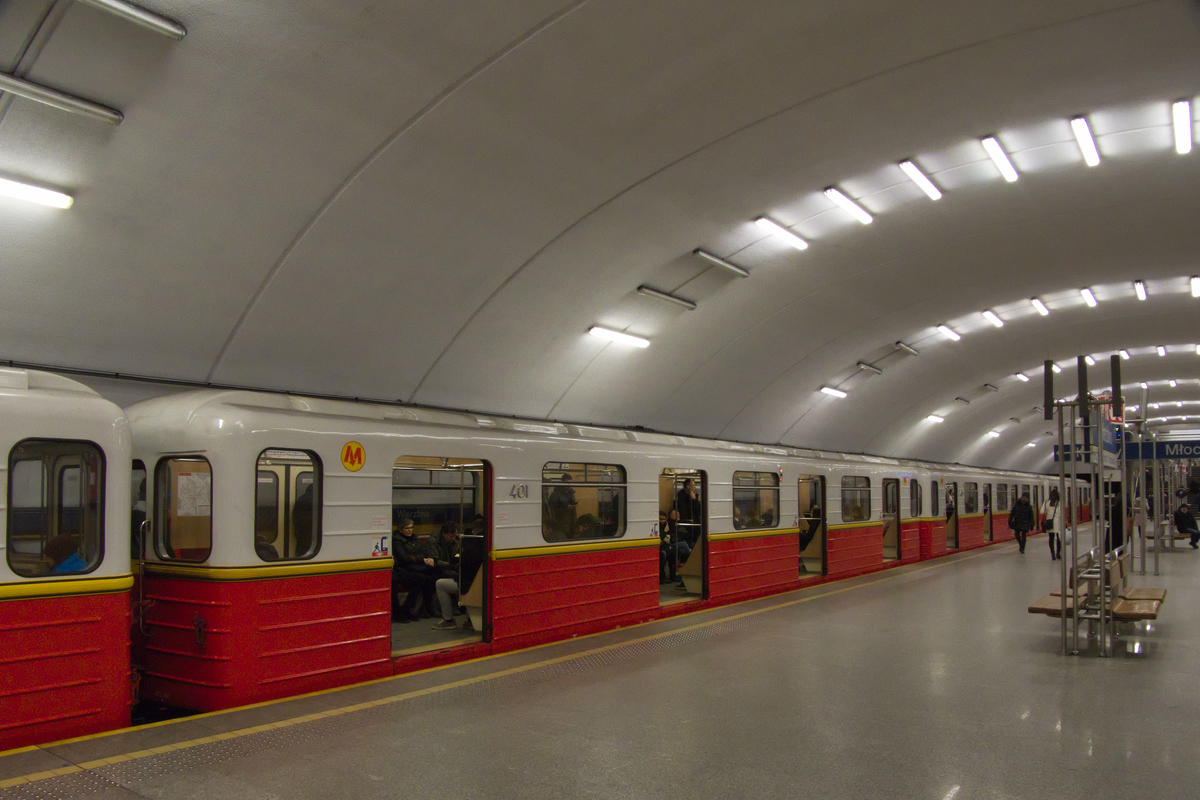 Варшава, 81-714.3 № 401