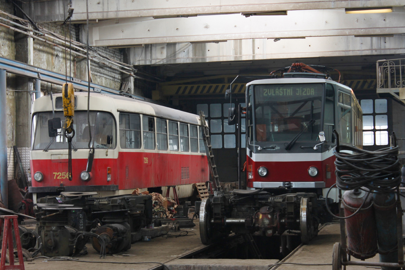 哈爾科夫, Tatra T3SUCS # 7256; 哈爾科夫, Tatra T6A5 # 8747