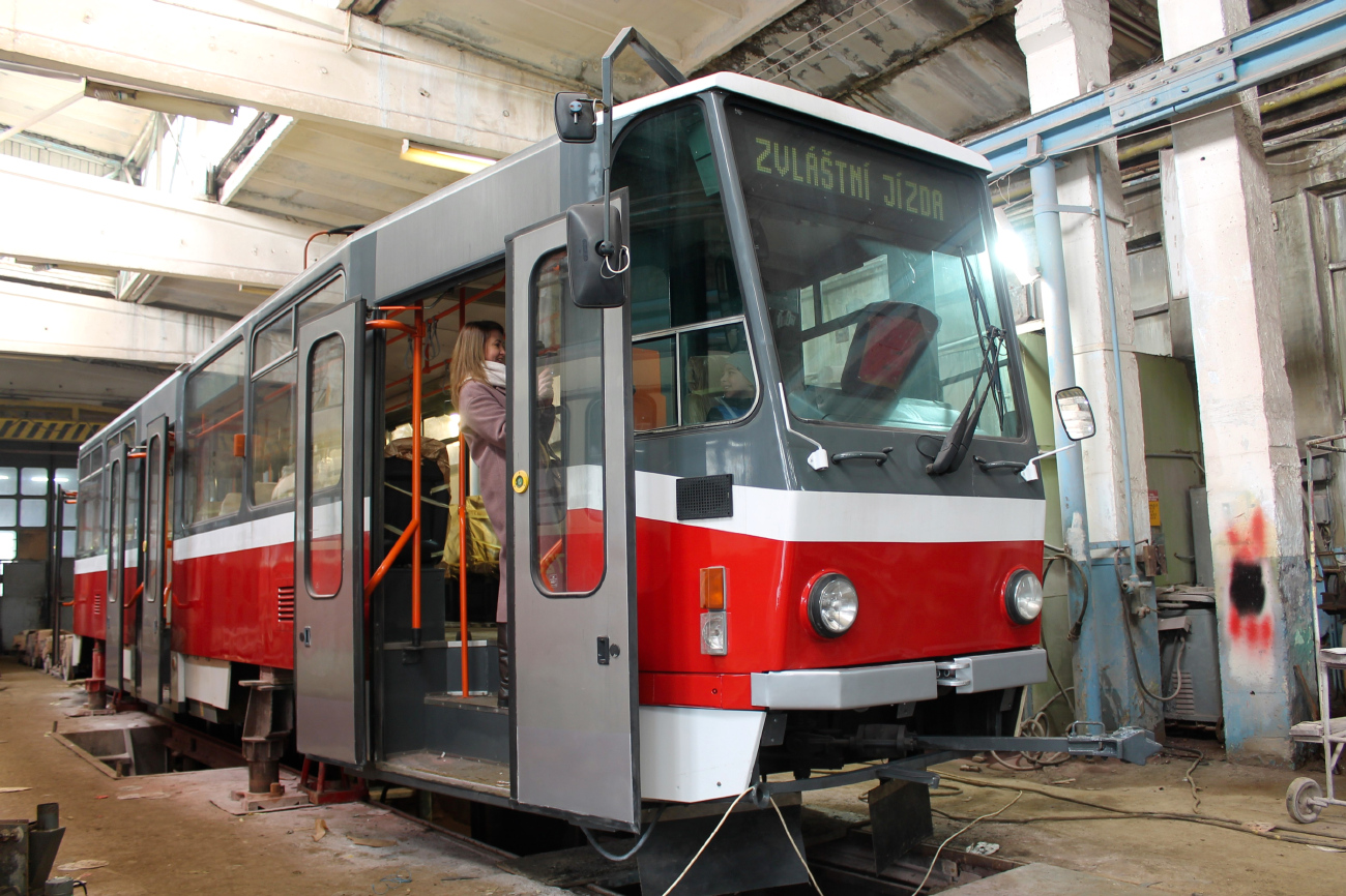 Харьков, Tatra T6A5 № 8747