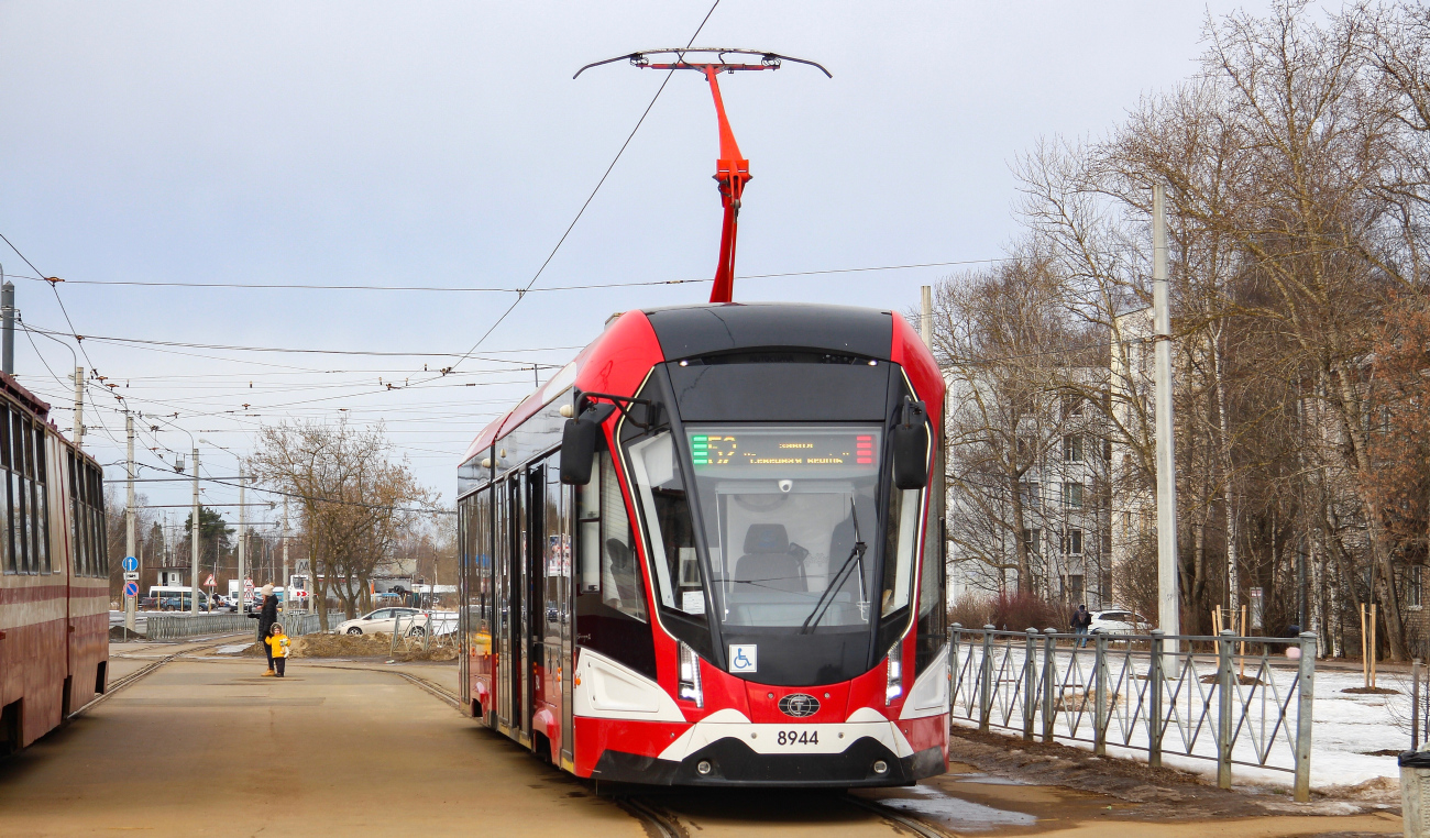 Санкт-Петербург, 71-923М «Богатырь-М» № 8944