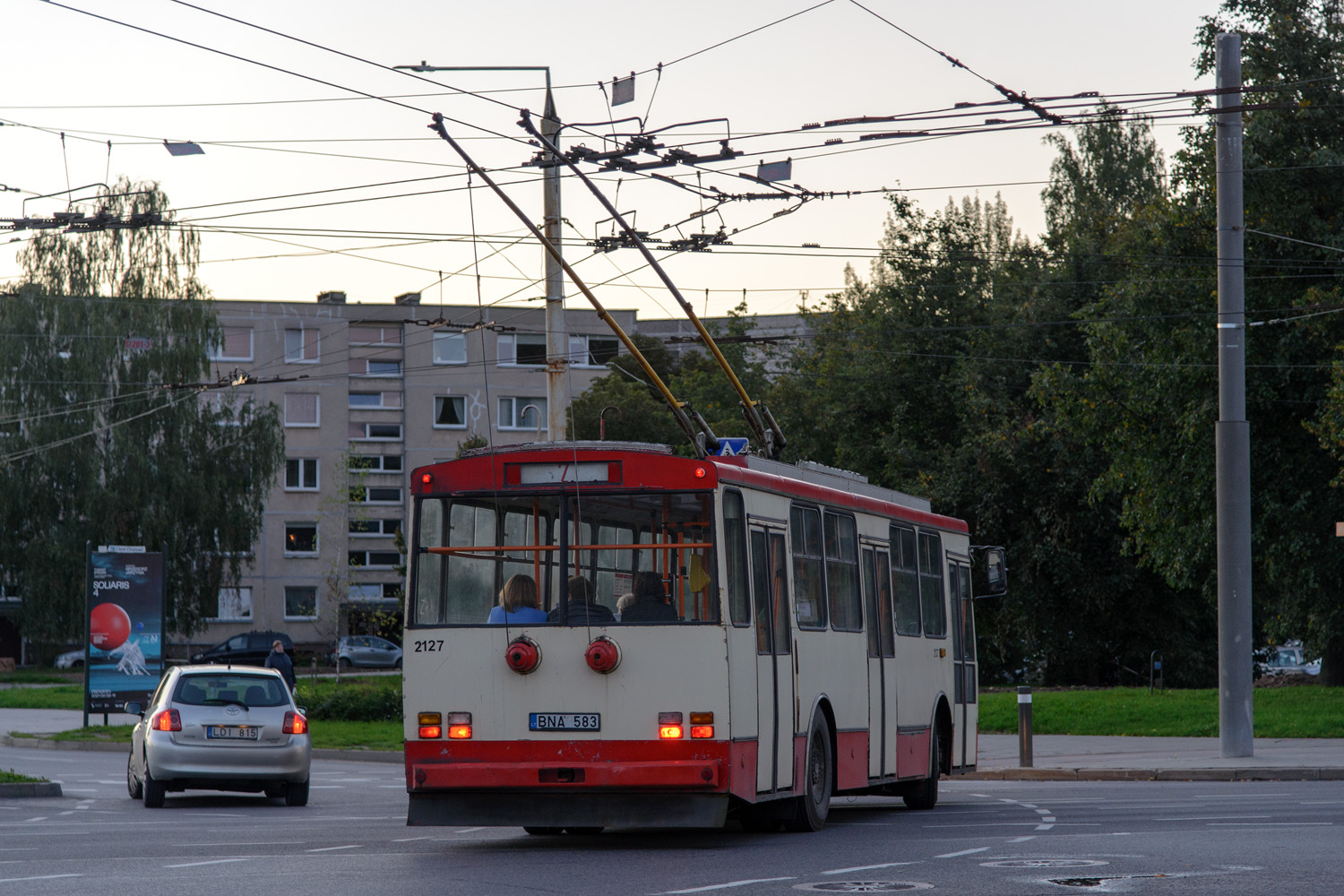 Вильнюс, Škoda 14Tr08/6 № 2127